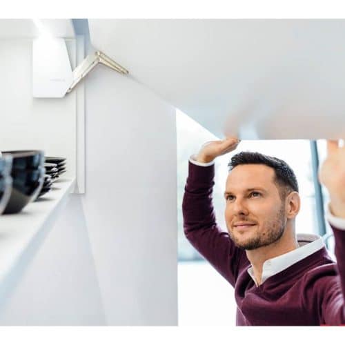 Lắp đặt bộ tay nâng FREE FLAP 3.15 Hafele 493.05.852 nắp trắng