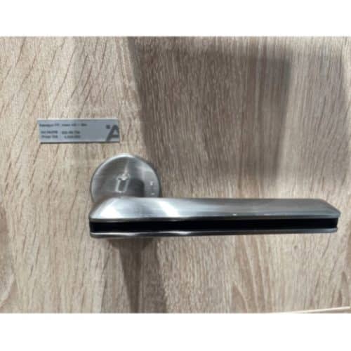 Tay nắm gạt có nắp che FP Hafele 900.99.734 4 Ảnh thực tế tay nắm gạt có nắp che FP Hafele 900.99.734