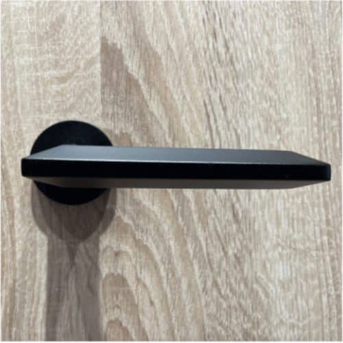 Tay nắm gạt có nắp che H3 Hafele 901.78.282 3 Ảnh thực tế tay nắm gạt có nắp che H3 Hafele 901.78.282