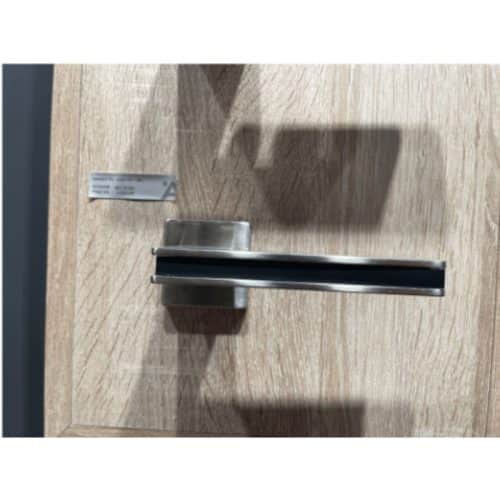 Ảnh thực tế tay nắm gạt có nắp che RV Hafele 901.78.294