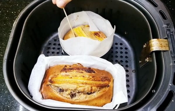 bánh chuối nướng làm bằng nồi chiên không dầu