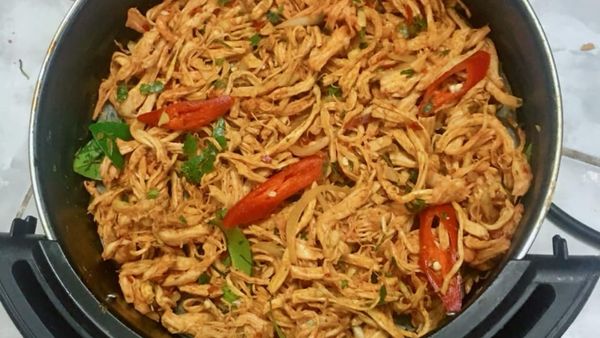 Hướng dẫn làm khô gà bằng nồi chiên