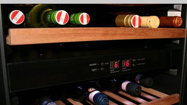 Tủ rượu vang hafele thiết kế