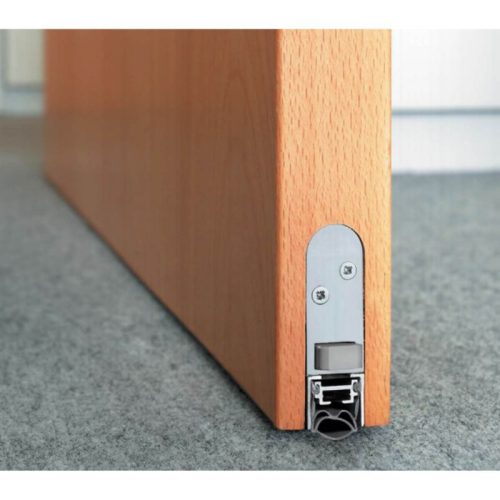 Ảnh thực tế thanh chắn bụi tự động 830 mm Hafele 950.05.912