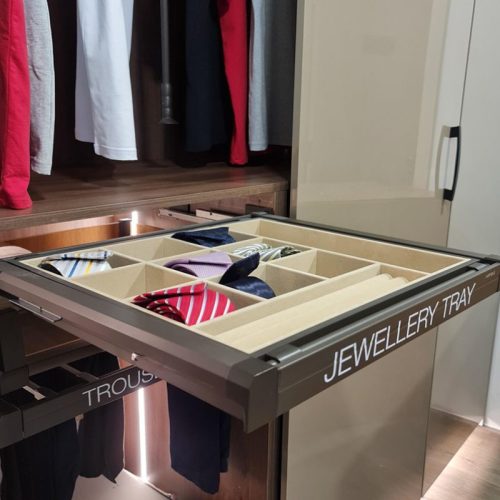 Hình ảnh khay đựng trang sức 800mm Hafele 807.95.103