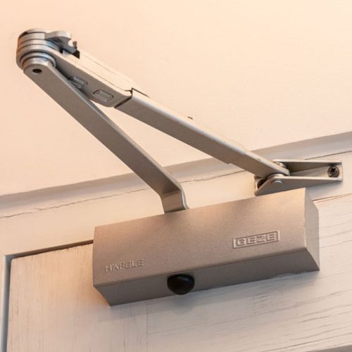 Hình ảnh thiết bị đóng cửa tự động 200Kg Hafele 931.16.589