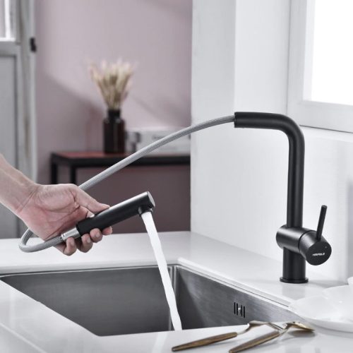 Thiết kế của vòi rửa bát nóng lạnh Hafele HT21-GH1P254 577.55.390 có dây rút