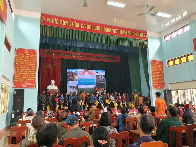 hafele việt nam cùng hiệp hội kinh doanh bếp và gia dụng việt nam chia sẻ cùng đồng bào tây nguyên và hà giang