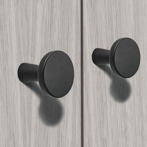 Núm tay nắm tủ Hafele H2570 106.71.370 4 Thực tế Núm tay nắm tủ Hafele H2570 106.71.370